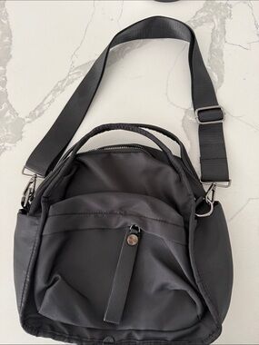 Black Men's Crossbody Shoulder Bag - Versatile Everyday Carry